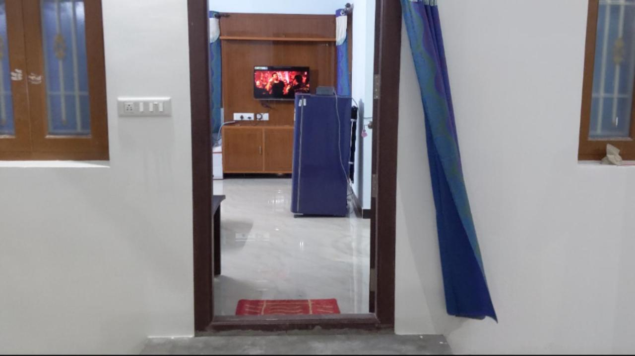 Apartment Shri Sai Ac Mettuppalaiyam (Coimbatore, Tamil Nadu)